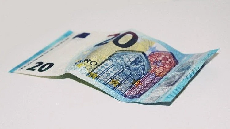 EUR/USD and EUR/JPY: Euro Eyes Recovery