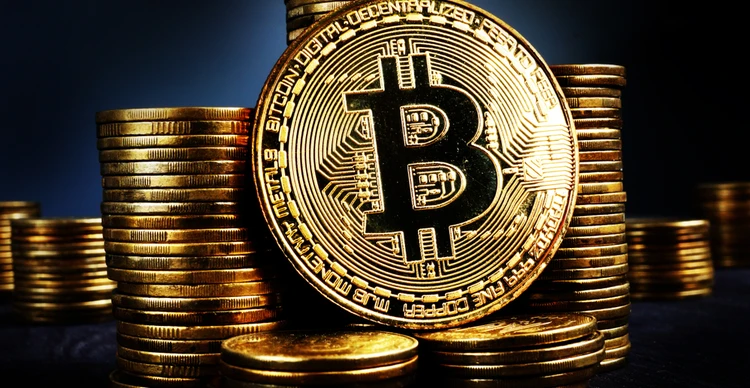 Bitcoin price analysis: BTC faces potential declines to $40k