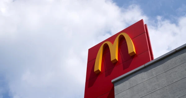 Chinese Authorities Wants McDonald's to Expand its Digital Yuan Acceptance