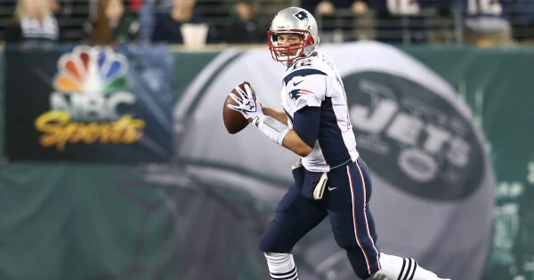 Fan Receives a Bitcoin From Tom Brady after Returning 600th Touchdown Ball