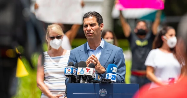 Mayor of Miami Francis Suarez Accepts Paycheck 100% in Bitcoin