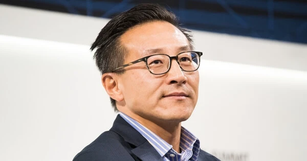 Alibaba Vice-Chairman Admits He Likes Crypto