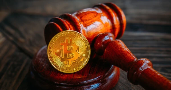 Singapore Bars Crypto Service Providers for Public Ads