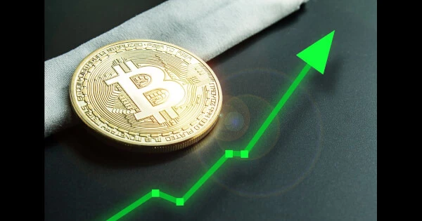 Bitcoin Closes to Hyper-Adoption Phase similar to Mid-to-Late 1990s: Wells Fargo