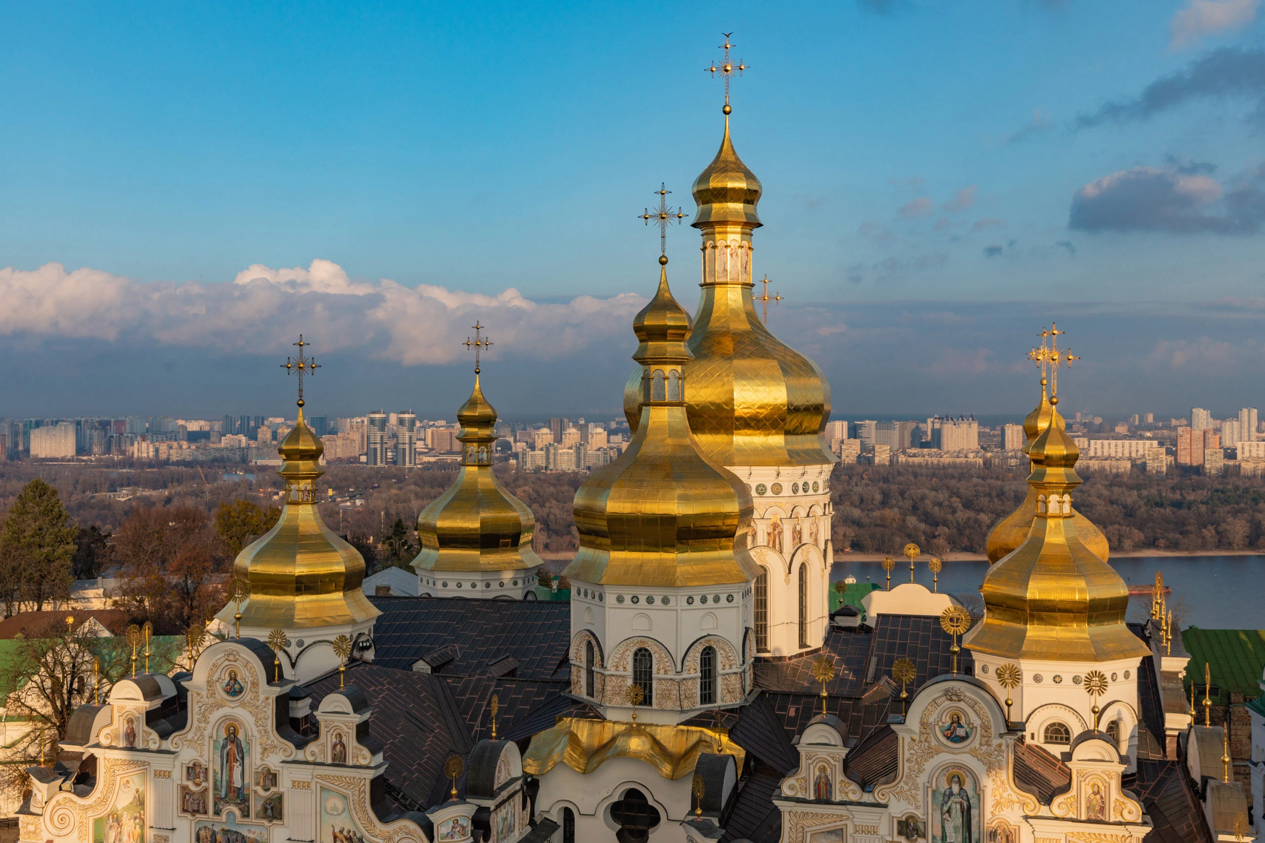 Ukraine to launch an NFT collection to raise funds