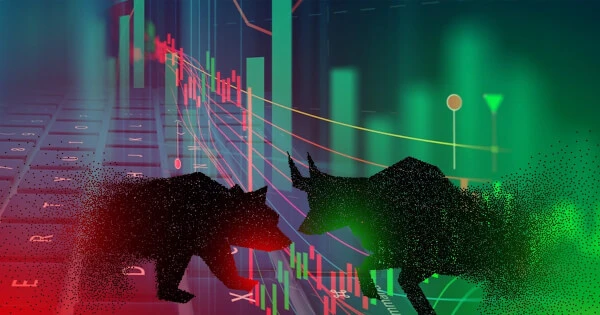 Crypto.Com, BlockFi Announce Massive Layoffs as Economic Crisis Bites
