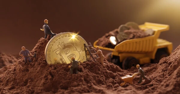 Aspen Creek Launches First Solar-Powered Bitcoin Mining Facility in Colorado