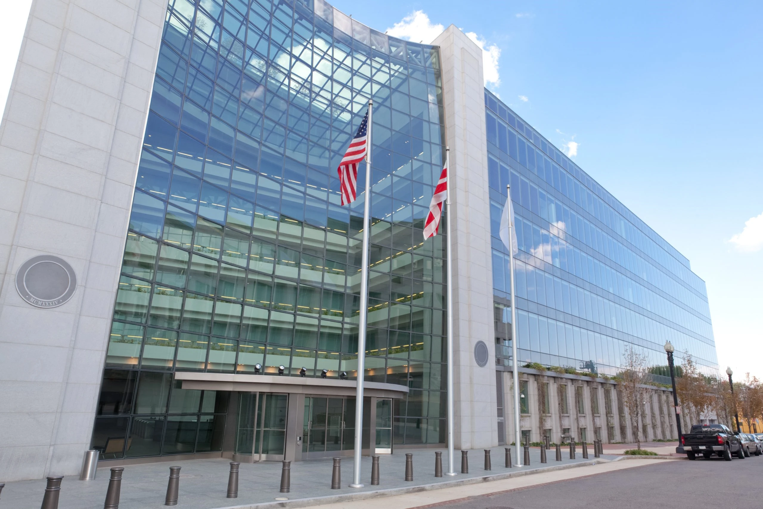 Crypto turmoil hasn’t impacted the wider financial system: SEC commissioner
