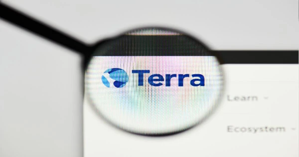 Luna Foundation Says Plans to Repay Terra Investors Thwarted by Litigation Woes