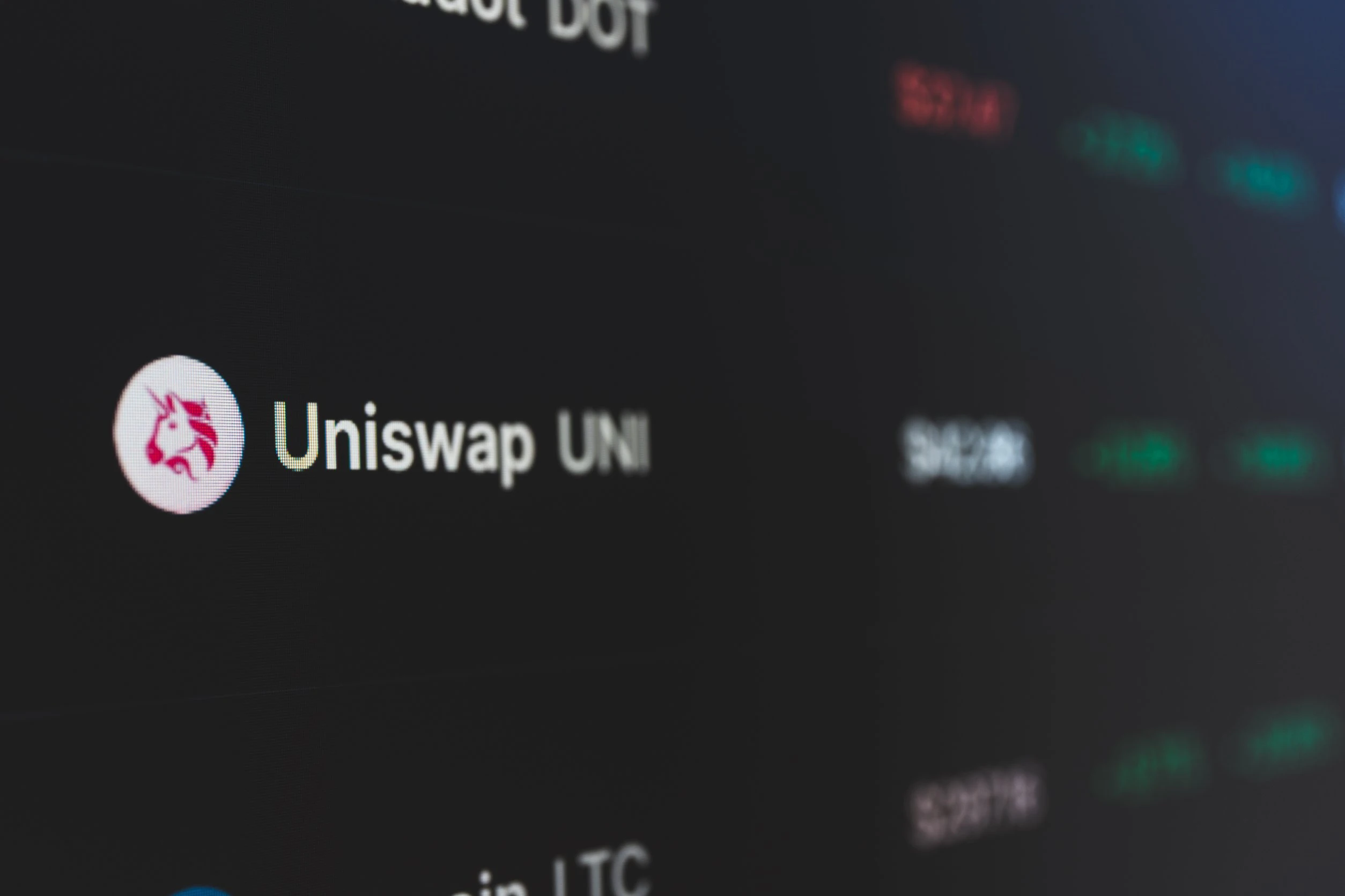 Uniswap raises $165M in series B funding, should you buy UNI now?