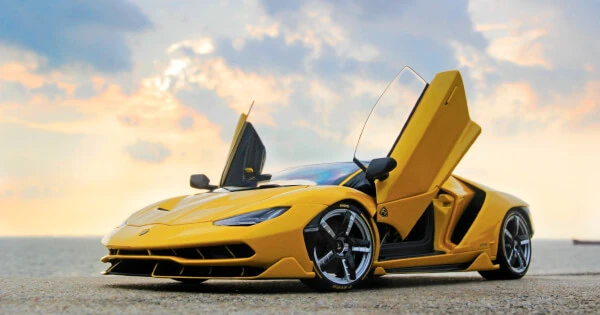 Lamborghini To Drop World Tour Limited Edition Themed NFT
