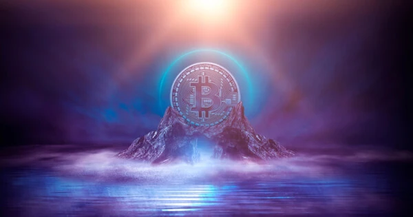 Senate banking chair considers crypto prohibition