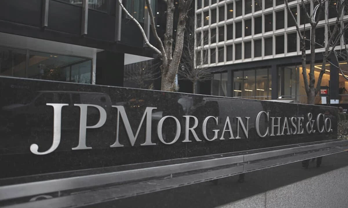 Institutions Are Not Interested in Crypto, Says JPMorgan Senior Strategist