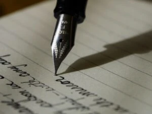 How to Write an Essay on Cryptocurrency