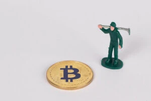 Bitcoin Miners Struggle: Puell Multiple Indicates Ongoing Financial Stress