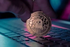 Aave (AAVE) Struggles to Maintain Its Price While DigiToads (TOADS) Presale Amazes Investors With Over $4 M Raised