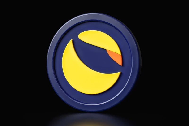Terra Classic Coin Retraces After Double Top. Is Chimpzee a Better Alternative?