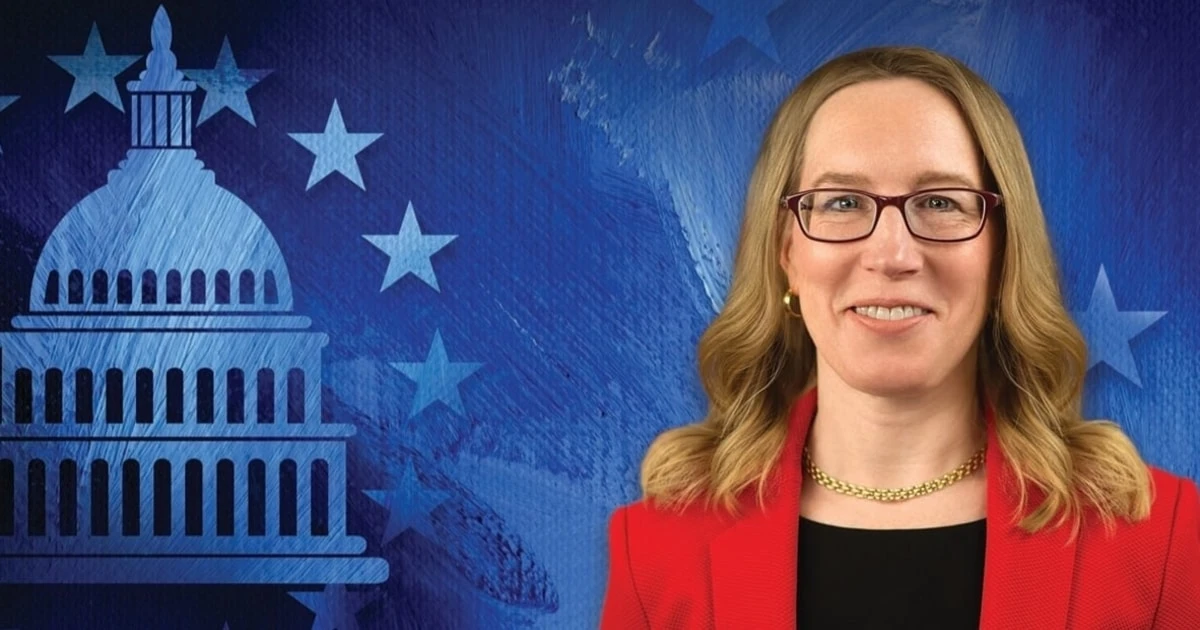 SEC's Gag Rule Faces Criticism: Commissioner Hester Peirce Calls for Reform