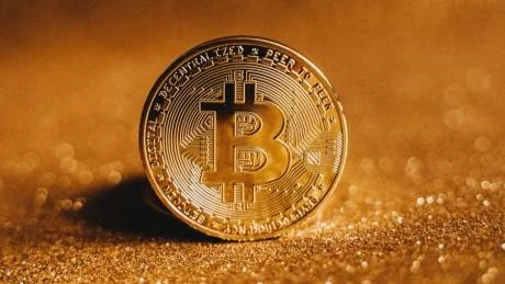 Bitcoin Price Forecast: Analyst Predicts $100,000 Peak Before Halving Event