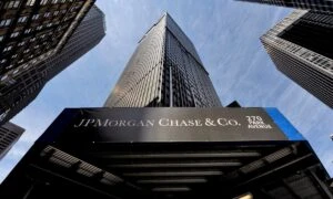 Bitcoins Soaring $72K: JP Morgan CEOs Cigarette Comparison Sparks Controversy