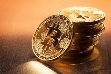 Top Analyst Predicts Bitcoin To Reach $125,000 In 2025  Heres Why