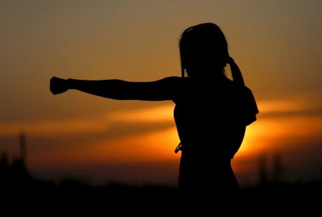 Memecoin Fight: DADDY Surpasses MOTHER Despite Insider Trading Activity Allegations