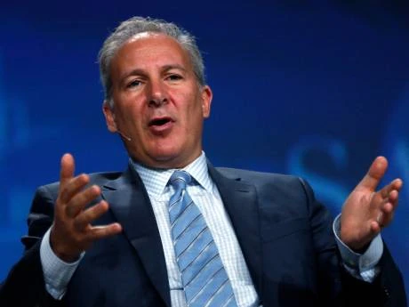 Bitcoin Critic Calls Institutional Demand A Myth Following Recent Price Slump
