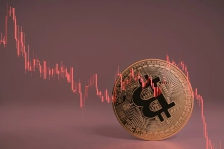 Bitcoin Loses Crucial Support, Poised For Return To $54,000  Analyst
