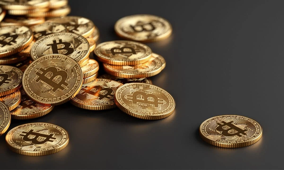 Bitcoin Leads with $543M in Inflows Amid Powells Jackson Hole Comments