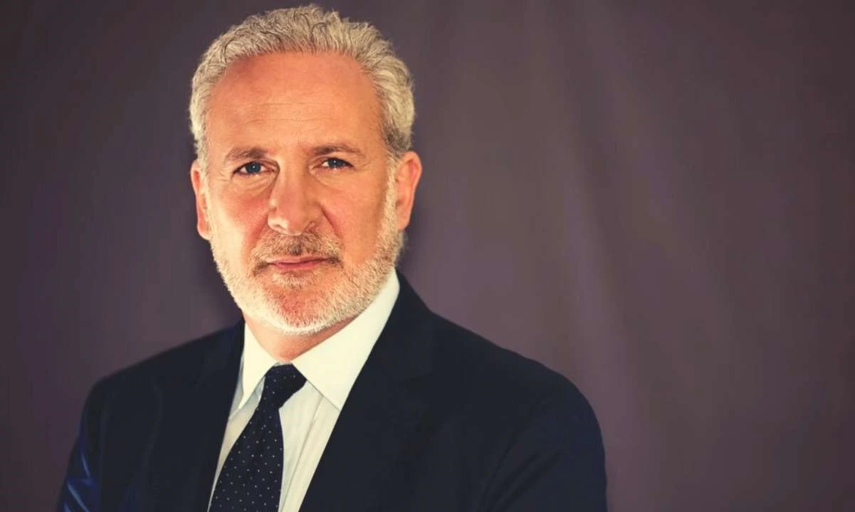 Peter Schiff Questions Markets Bitcoin Obsession as Gold Hits Record Highs