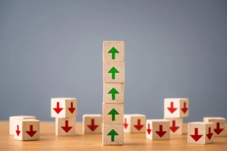 Maker Price Heats Up, Soars 12% In A Week  Is $1,850 The Next Stop?