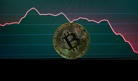 Bitcoin Head and Shoulders Setup Raises Fears Of $80,000 Price Drop  Details
