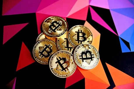 Bitcoin Price At $321,000 This Cycle? Analyst Says Its The Math