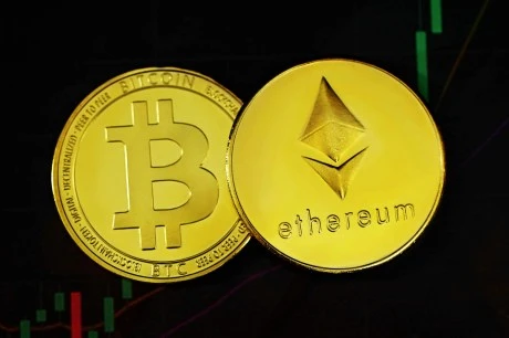 Is Ethereum Most Hated Rally About To Begin? Analyst Finds Bitcoin Cycle Similarities