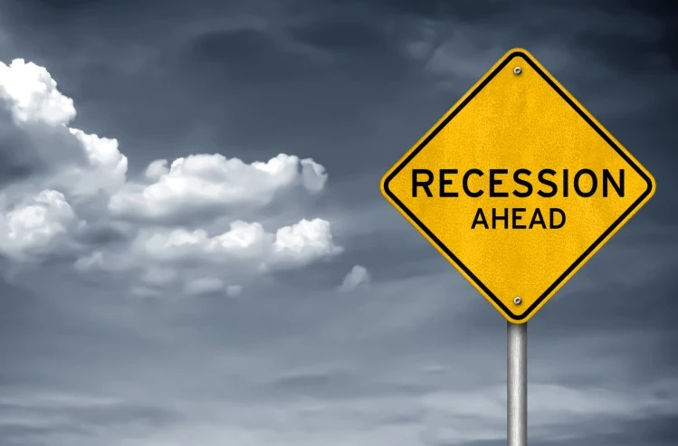 Goldman Sachs Flags 35% Recession Risk  What This Means For Crypto