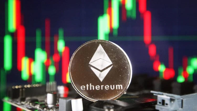 Ethereum (ETH) Consolidates Within Tight Range As Key Support Level Forms  Details