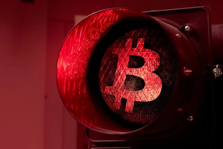 Bitcoin Dominance At Risk Of Crash To 40%, Why This Is Good For Ethereum, XRP, And Altcoins