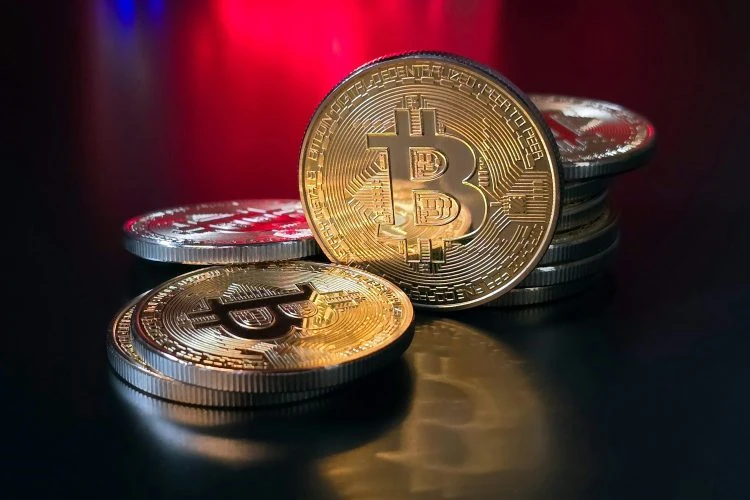 Bitcoin Panic Buying? Eric Trump Says The World Is Stockpiling BTC