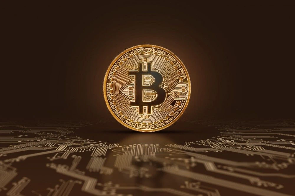 Bitcoin News: New Bitcoin ATH Coming? Massive Whale Bets on BTC
