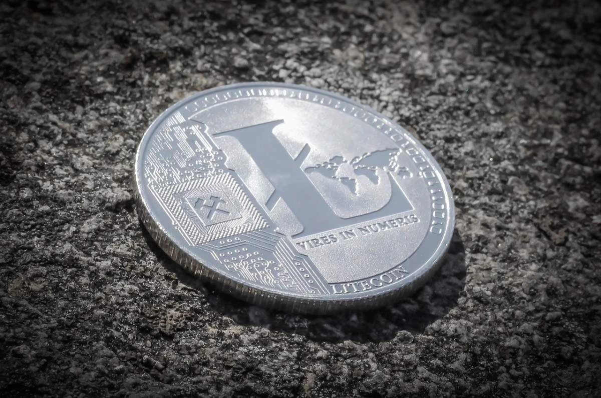 Litecoin Price: $120 Next or Crash to $85?