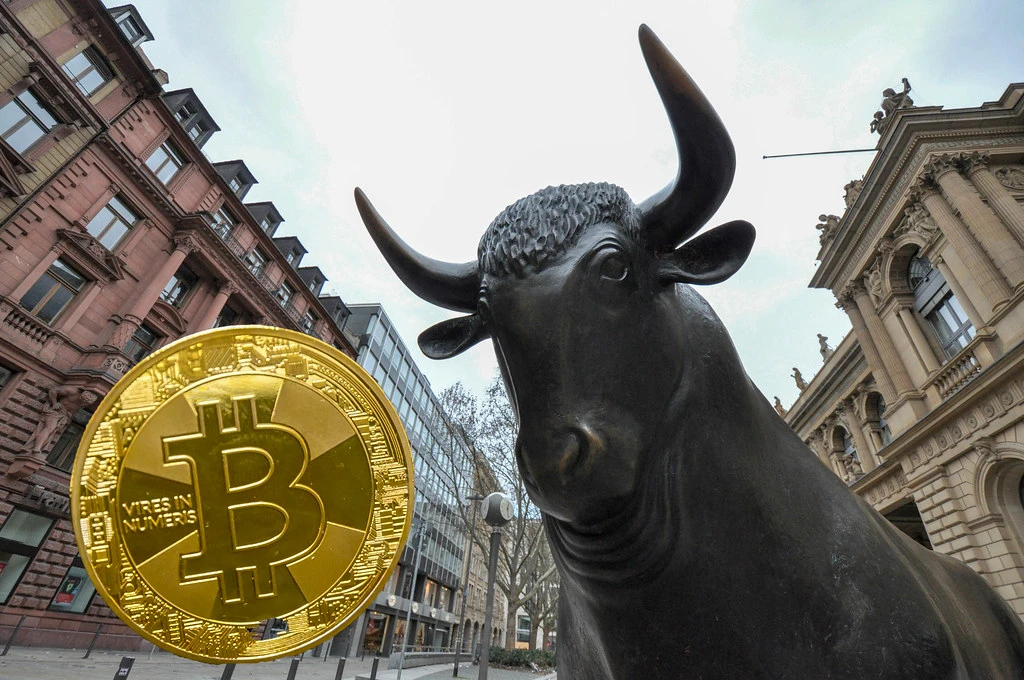 Bitcoin Reaches $107,000 Briefly  What Could Be Next?